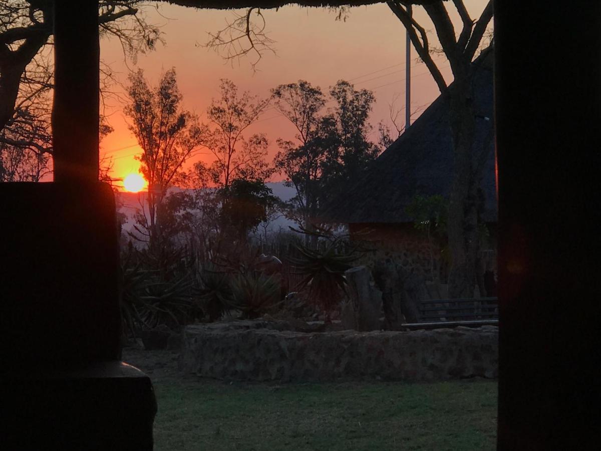 Kwakunje Guest Lodge ダンディー エクステリア 写真
